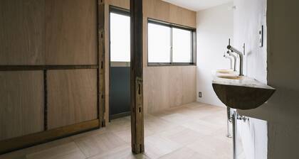 Atelier & Hostel Nagisa-Ura
