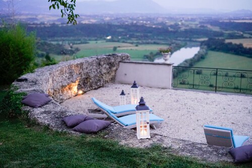 Luxury villa 40 minutes far from Rome with SPA and stunning view of Tiber river