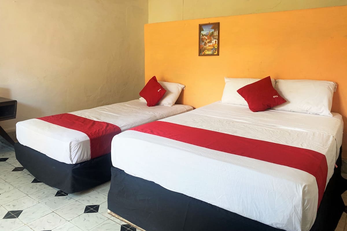 Habitación triple estándar | Ropa de cama
