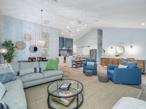 TV - Near beach... Wade On In (Previously On the Wiles Side) Captiva Island Pool Home (Captiva)