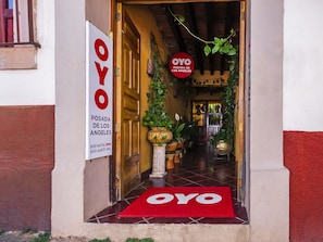 Property entrance - OYO Posada De Los Angeles, Pátzcuaro (Patzcuaro)