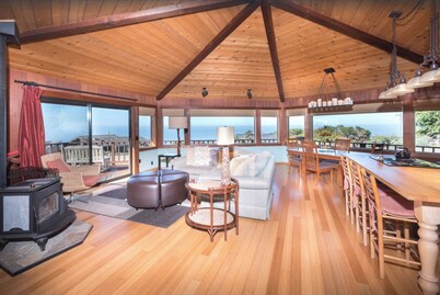 Panoramic ocean views !!!