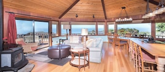 Panoramic ocean views !!!