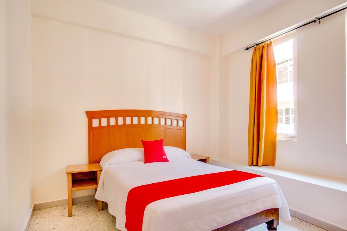 Standard Room, 1 Double Bed | WiFi (free), bed sheets