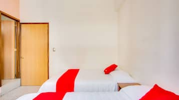 Standard Room, 2 Double Beds | Free WiFi, bed sheets