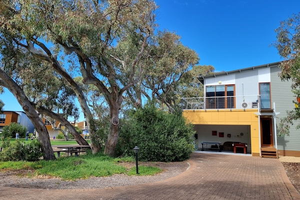 Villa 32 South Shores Resort, Normanville - adjacent to main reserve
