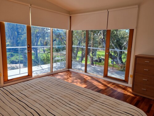 Villa 32 South Shores Resort, Normanville - Delightful Beachside Villa