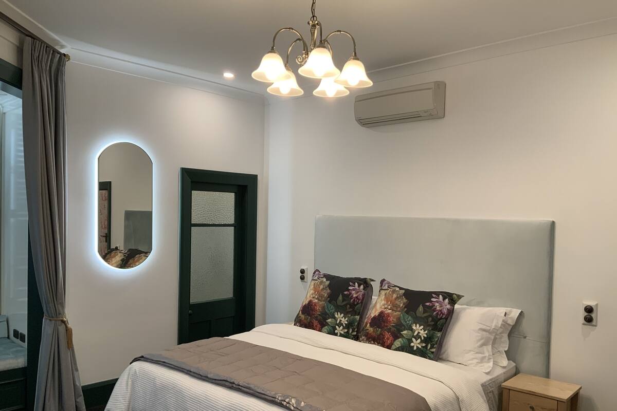 Comfort Double or Twin Room | Premium bedding, down duvets, desk, laptop workspace