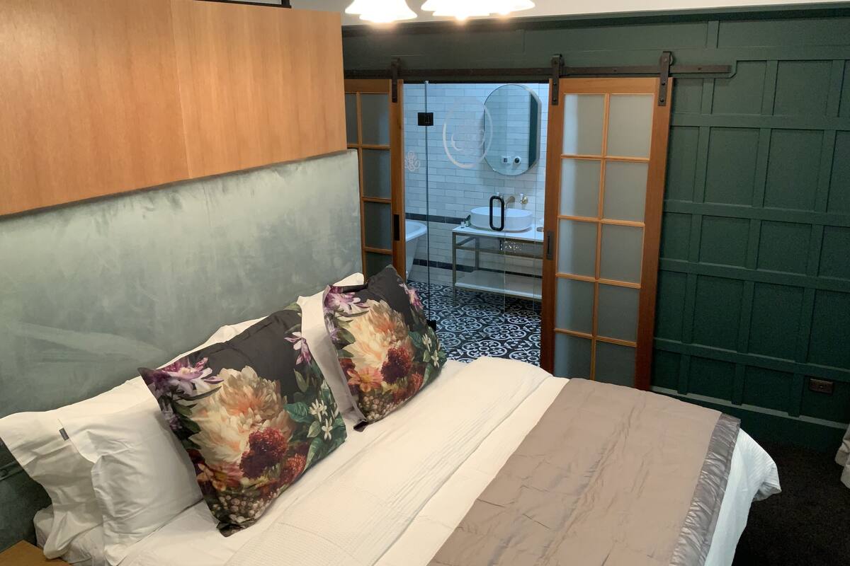 Comfort Double Room | Premium bedding, down duvets, desk, laptop workspace