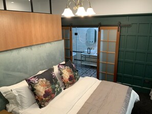 Literie de qualité supérieure, couette en duvet d'oie, bureau