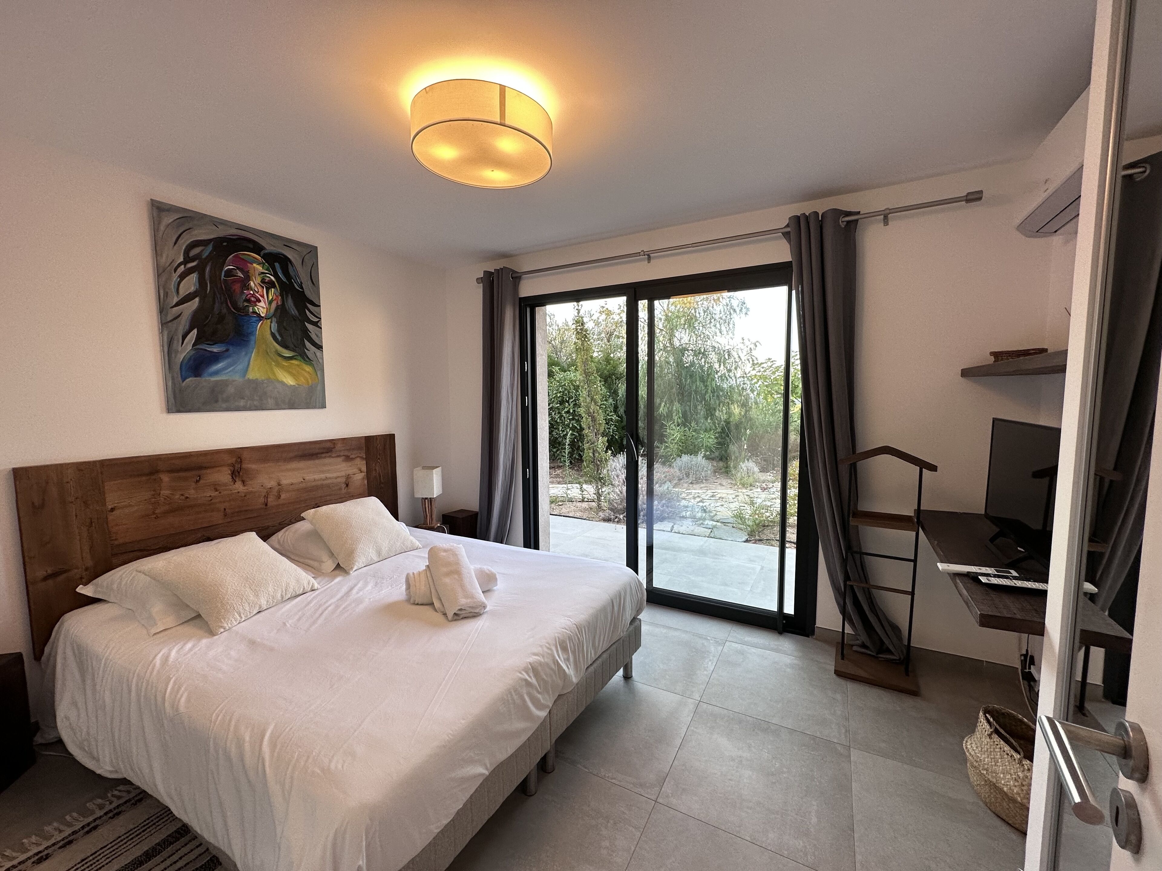 4 chambres, fer et planche à repasser, lit parapluie, Wi-Fi gratuit