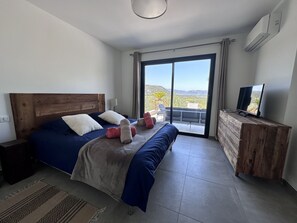 4 Schlafzimmer, Bügeleisen/Bügelbrett, Reisekinderbett, kostenloses WLAN