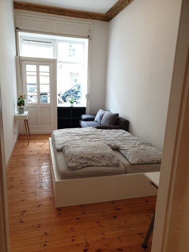 City-Center 2 SZ Kulturbrauerei 1 min and 15 min to the main station