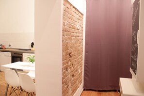 Fridge, microwave, oven, stovetop - City-Center 2 SZ Kulturbrauerei 1 min and 15 min to the main station (Berlin)