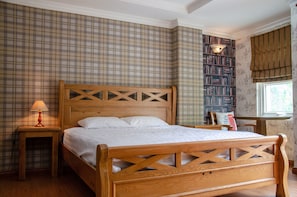 Deluxe Studio Suite | In-room safe, desk, iron/ironing board, free WiFi