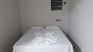 Standard Room - Hotel Embaixador de Curitiba (Curitiba)