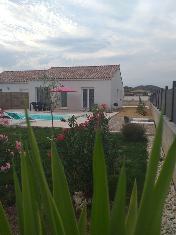 Outdoor pool - Villa Vallon Pont d'Arc (Vallon-Pont-d'Arc)