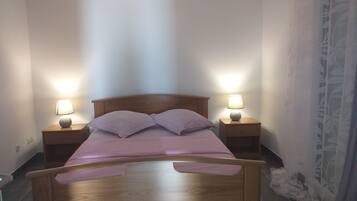 3 bedrooms