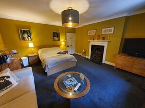 Room - Wern house (Pontypool)