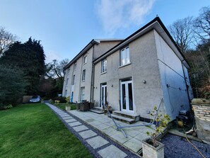 Exterior - Wern house (Pontypool)