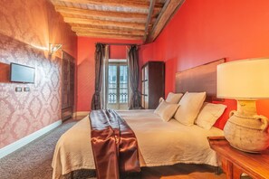 1 camera, una cassaforte in camera, ferro/asse da stiro, Wi-Fi gratuito