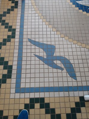 Luokittelematon kuva, 3 kautta 12, painike