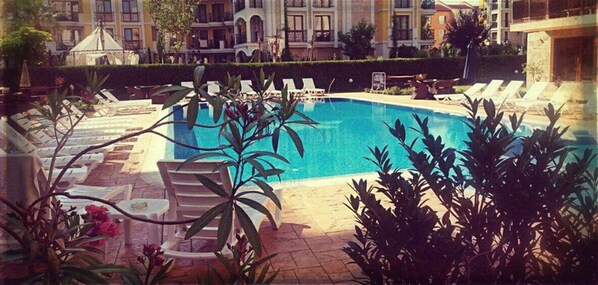 Seasonal outdoor pool