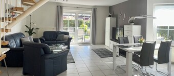 Family-friendly vacation home near the dyke, terrace and garden  