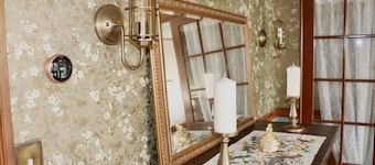 The Sunset Room at TPH - Boston