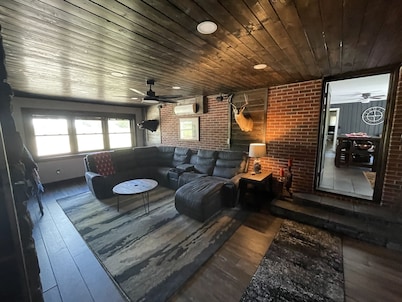 Charming Country Home near Providence Canyon