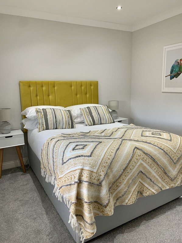 3 chambres, fer et planche à repasser, Wi-Fi, literie fournie