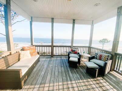 Skipper-extends from Beach Front to Harbor with Kayaks, Pickleball & Dock