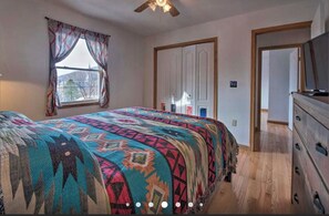 3 Schlafzimmer, Bügeleisen/Bügelbrett, WLAN, Bettwäsche