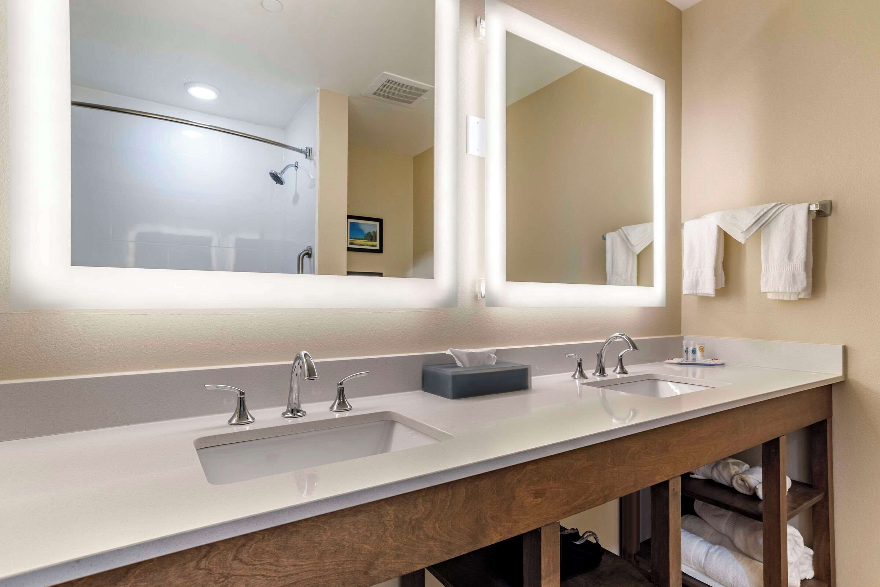 suite, multiple beds, non smoking | 1 bedroom, desk, blackout curtains, iron/ironing board