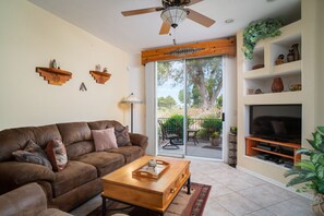 Smart TV, DVD player