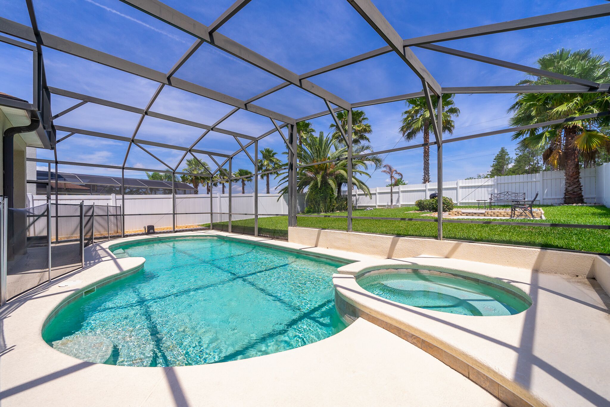 Piscine extérieure, piscine chauffée