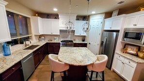 Fridge, microwave, oven, stovetop - Upscale Modern Home★ King Bed★ Garage Parking★ Sanitized★ Long Stays (Fresno)