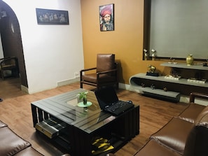 Reception - The Majestic Bed & Breakfast (Kathmandu)