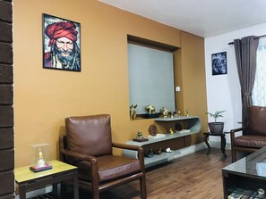 Reception - The Majestic Bed & Breakfast (Kathmandu)
