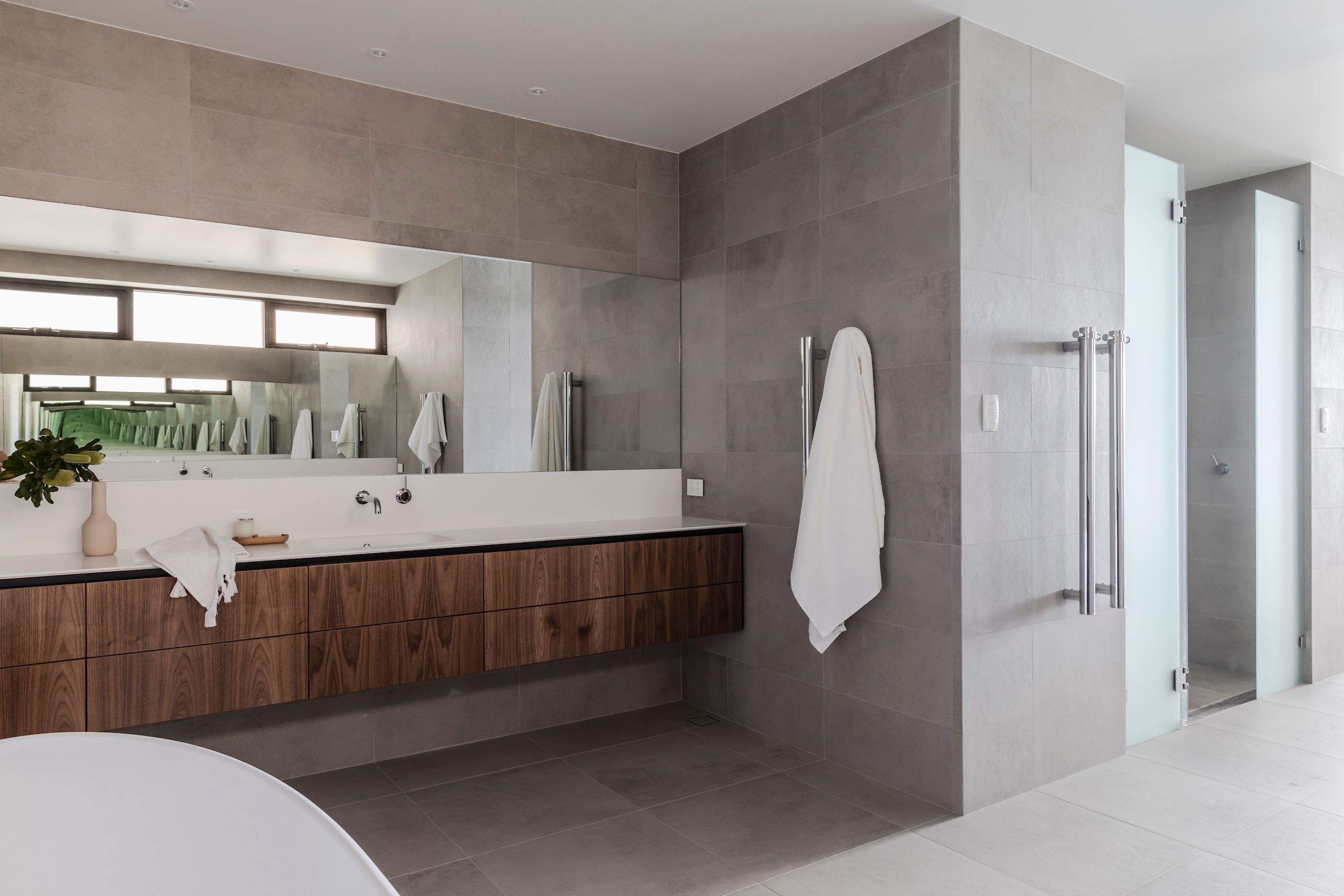 Luxury Villas Sutherland (Heated Pool) — image 19