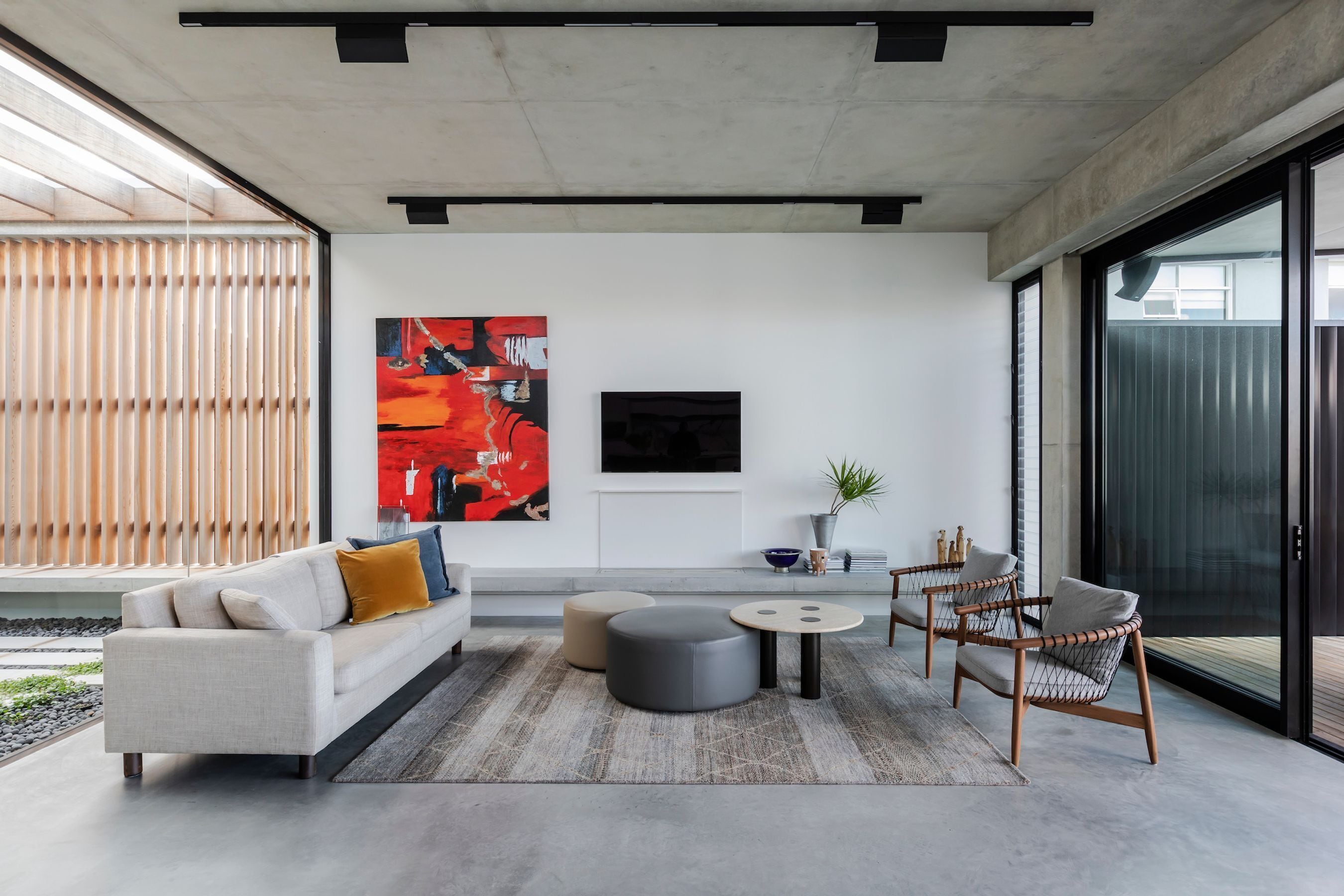 Luxury Villas Sutherland (Heated Pool) — image 12