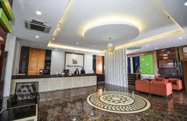 Lobby - Hotel Holmes Johor Jaya (Johor Bahru)