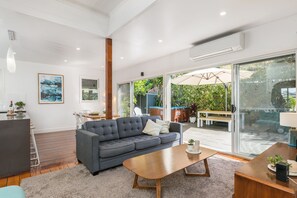 Classic House | Living area