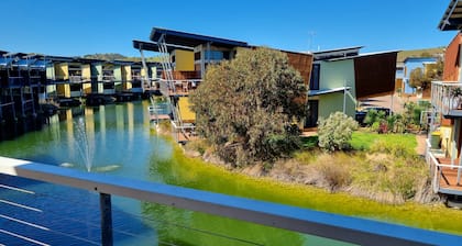Villa 18 South Shores Resort, Normanville - Impressive Beach Villa with FOXTEL