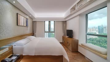 In-room safe, blackout curtains, free WiFi, bed sheets