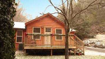 Cabin, 2 Queen Beds (Black Bears Den) | Exterior