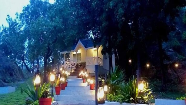 Front of property – evening/night