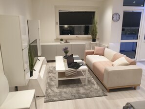 TV - Apartment "Sea Lounge III" Ideal city location, luxurious apartment Bremerh-Mitte WiFi (Bremerhaven)