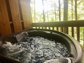 Cabin, 1 giường cỡ king (Bearadise) | Bồn tắm spa ngoài trời