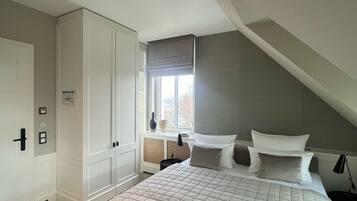 1 Schlafzimmer, Schreibtisch, WLAN, Bettwäsche